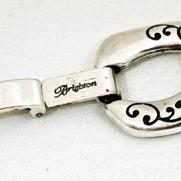 Vintage Brighton Silver Tone Interlocking Etched Scroll Necklace w/Heart Tin - Picture 8 of 10